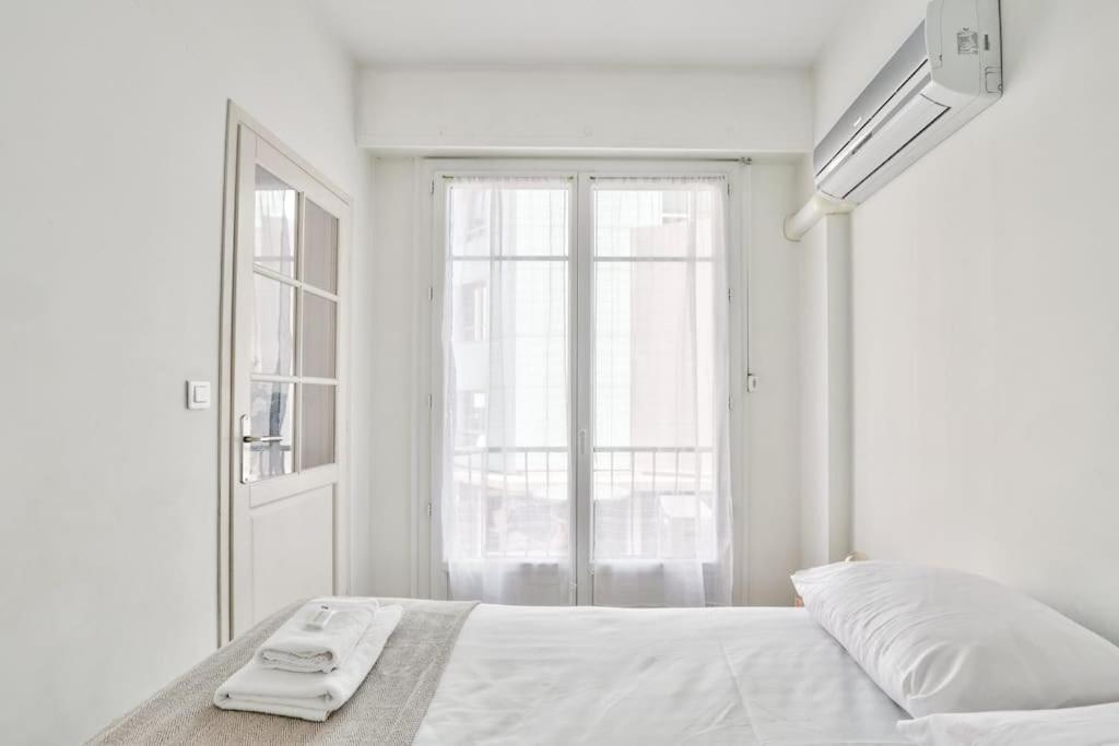 L29 Lenval Beach At 1Min Walk To Sea Front Ac Balcony Nice Exteriör bild