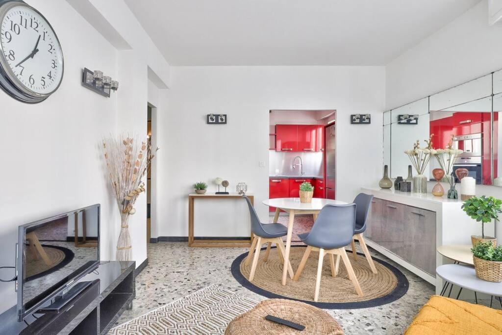 L29 Lenval Beach At 1Min Walk To Sea Front Ac Balcony Nice Exteriör bild